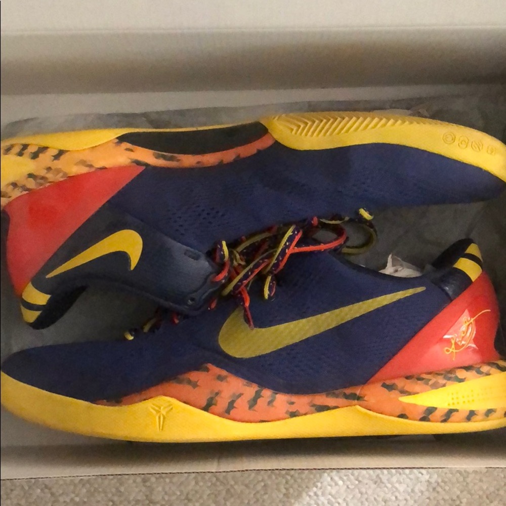 Kobe 8 System- Barcelona Tiger